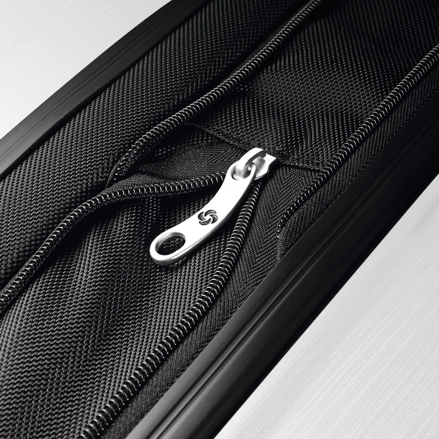 28-Inch Polycarbonate Spinner Luggage with TSA Locks & Stylish Brushed Pattern