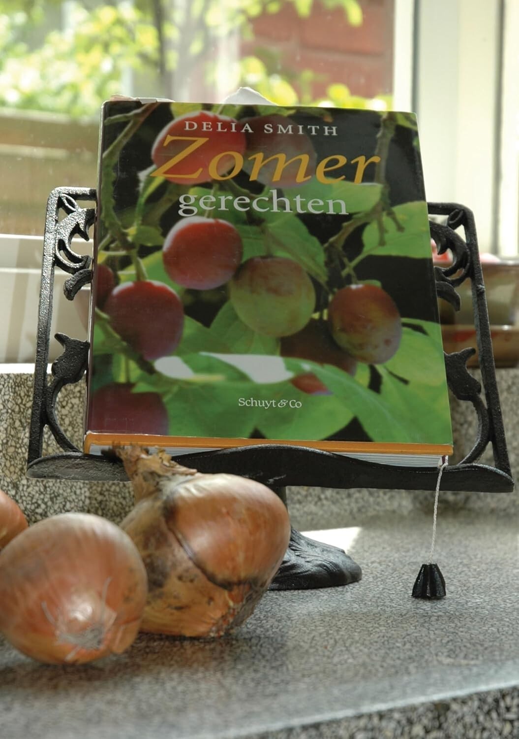 Victorian Cast Iron Cookbook Holder - Sturdy Antique Rust Finish for Any Kitchen