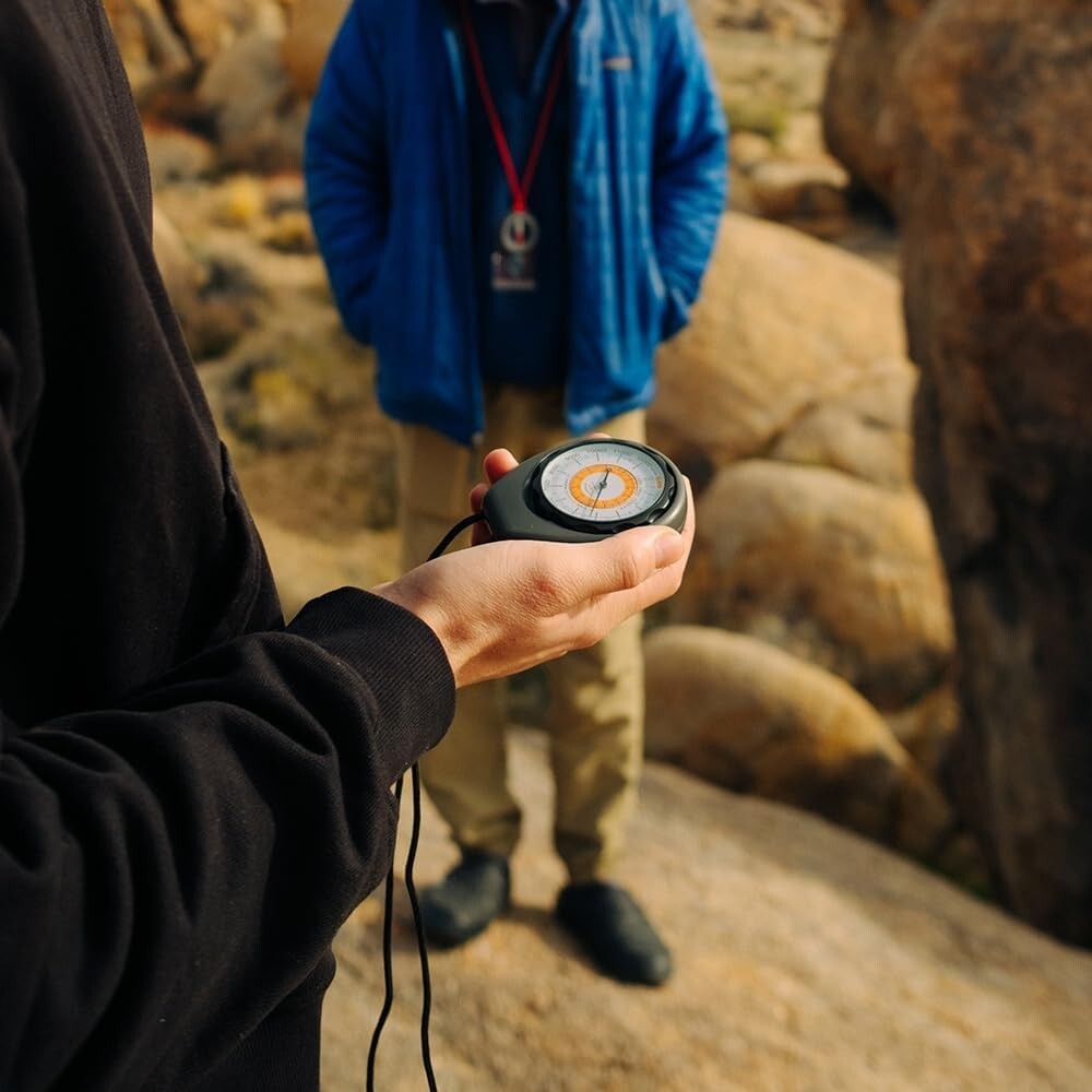 Rugged 15,000 ft Altimeter 203: Battery-Free Analog Barometer with Carry Lanyard