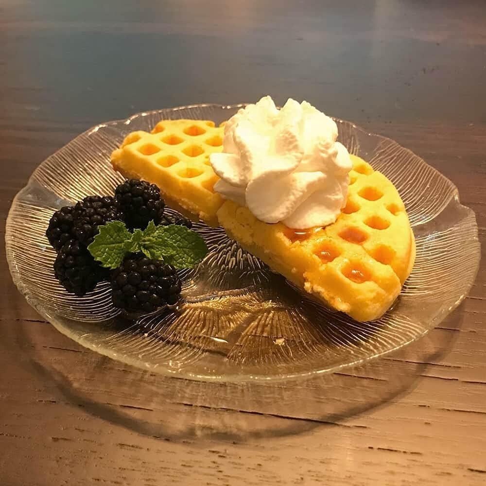 Classic Non-Electric Cast Iron Waffle Iron - 7 Inch for Stovetop & Grill