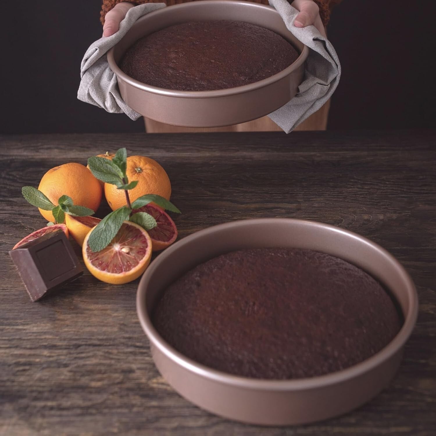 Elegant 9-Inch Round Nonstick Cake Pans - Perfect for Weddings & Housewarmings