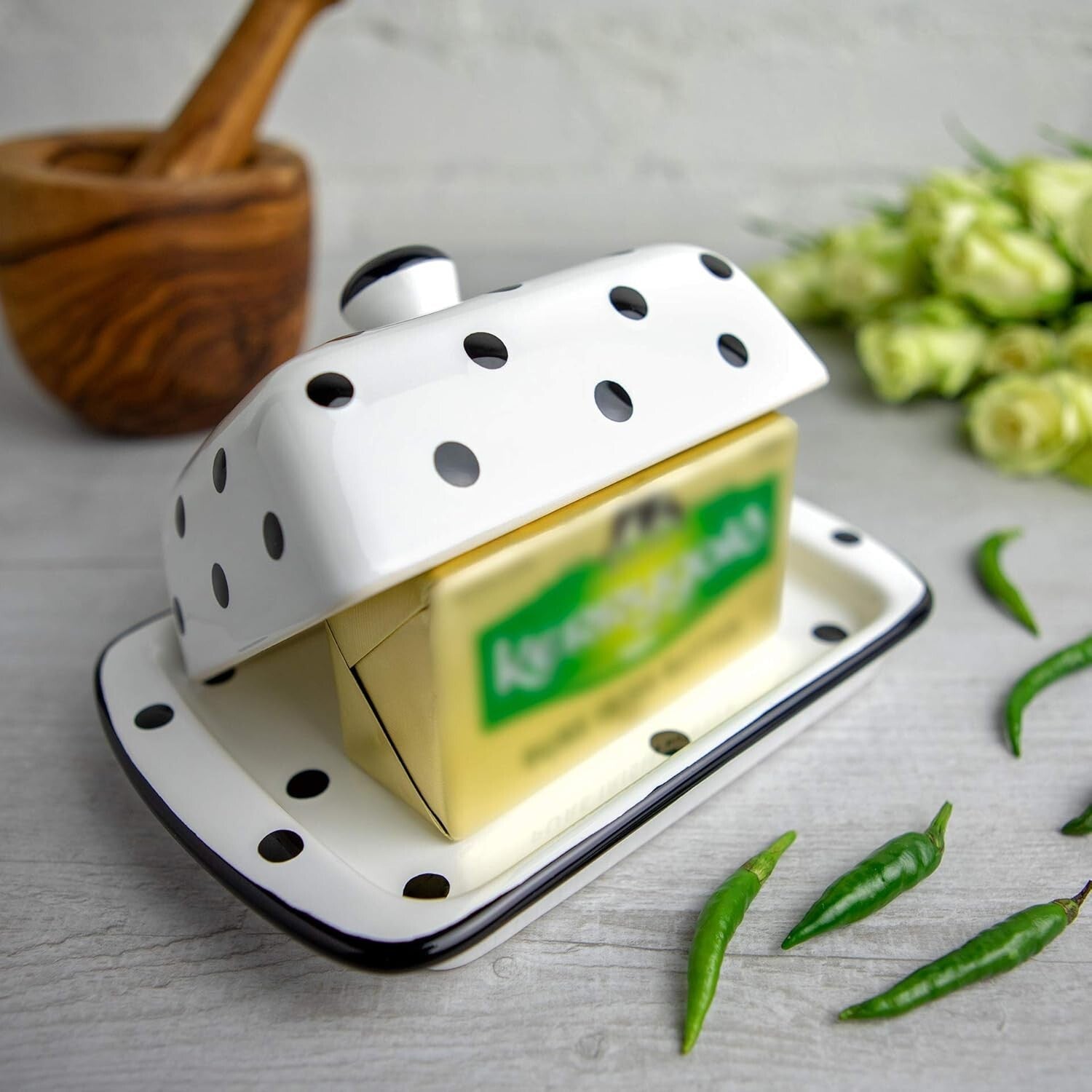 Elegant Ceramic Butter Keeper with Lid - 250g Capacity, Dishwasher Safe