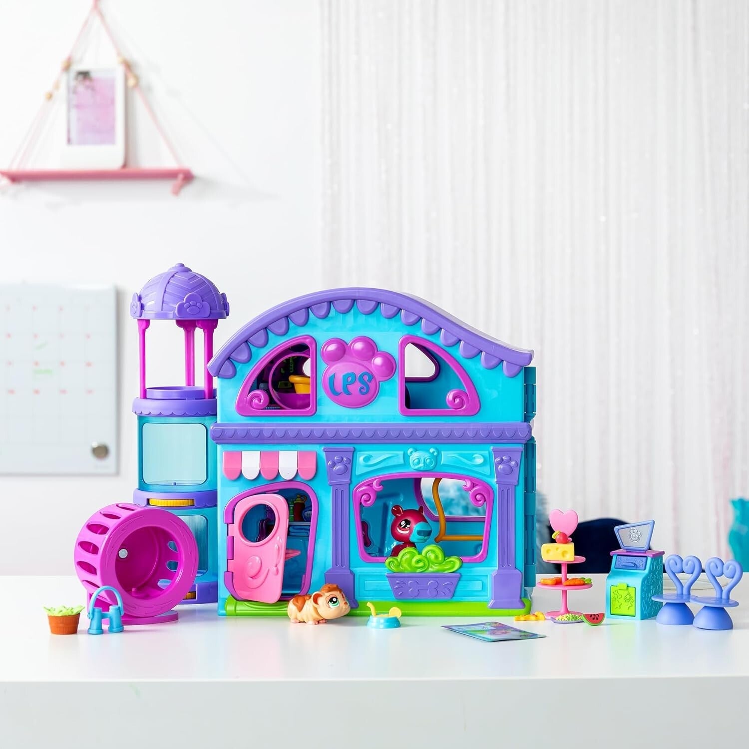 LPS Playset with 4 Customizable Rooms, 2 Exclusive Pets & Virtual Play Unlock