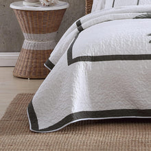 Load image into Gallery viewer, Lightweight Grey Cotton Quilt - Reversible King Bed Cover for Stylish Spaces