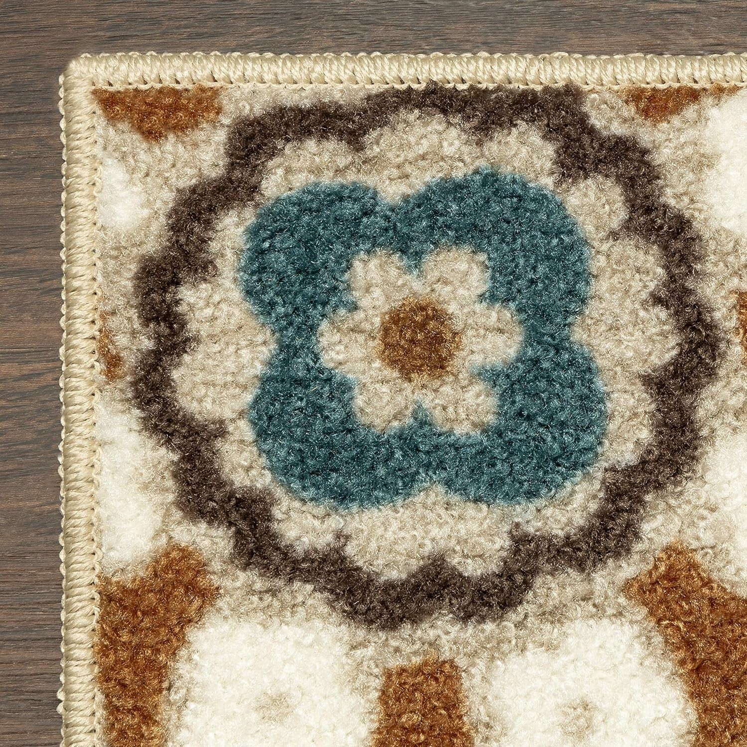 Large 3'4 x 5' Floral Area Rug - Stain Resistant, Easy Care for Eclectic Spaces