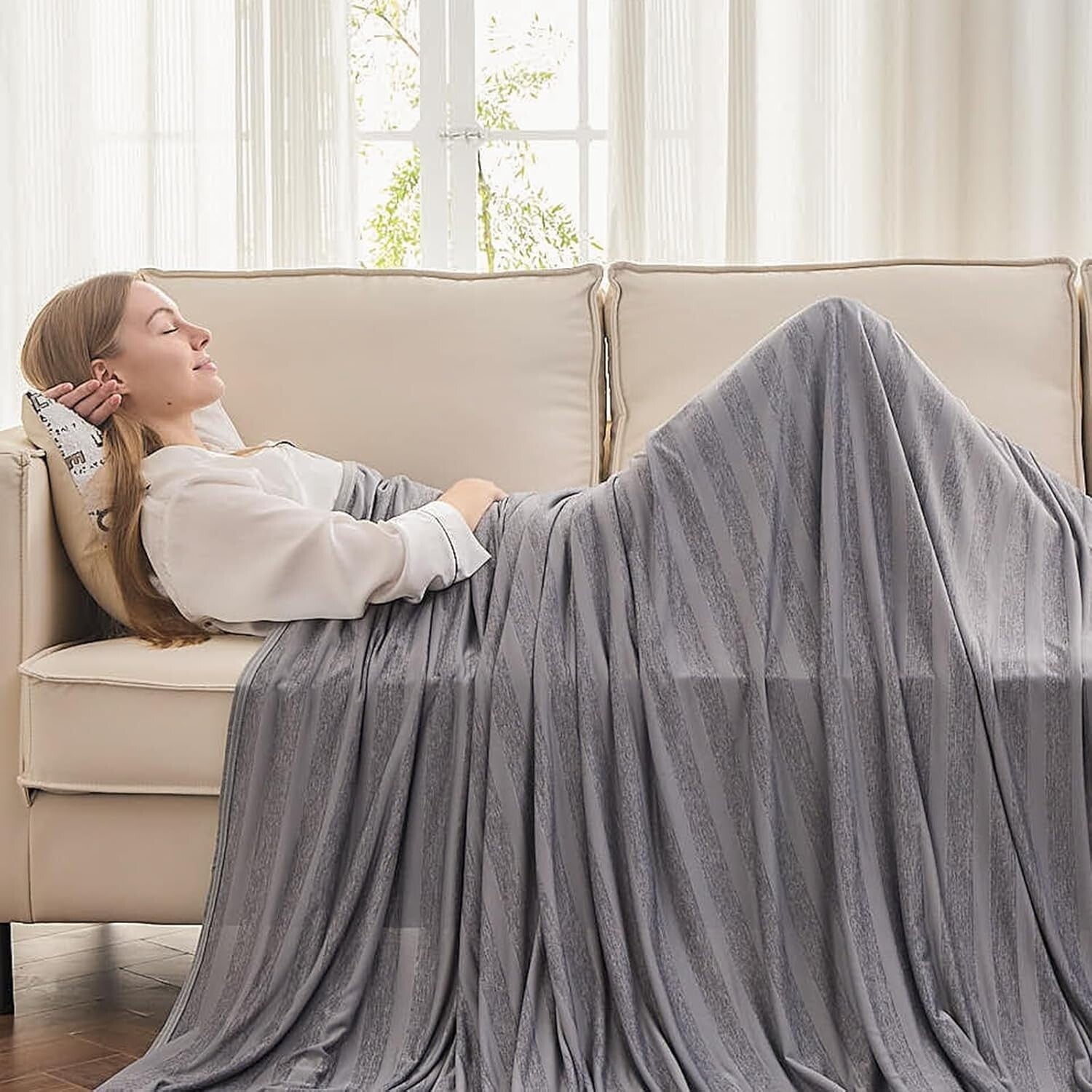 Double-Sided Cooling Blanket for King Size Beds - Silky Softness, Summer Comfort