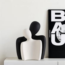 Load image into Gallery viewer, Stylish Anti-Slip Ceramic Couples Ornament - Modern Love Sculpture for Any Room
