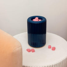 Load image into Gallery viewer, Luxury Indigo Wax Warmer with Silicone Dish and 3-Hour Auto Shut Off Timer