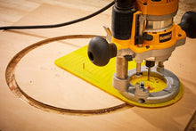 Load image into Gallery viewer, Jasper 240 Circle Cutter Router Guide - 276 Sizes, Easy Install for All Routers