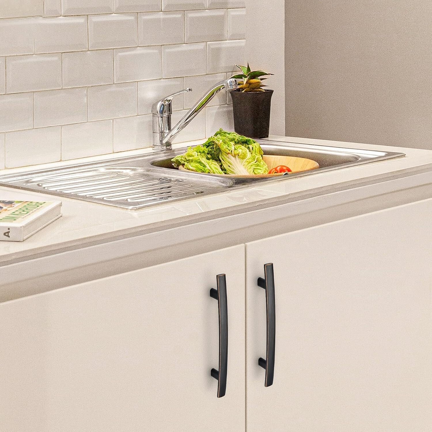 Sophisticated 25 Pack Curved Cabinet Handles - Perfect for Kitchen and Bathroom