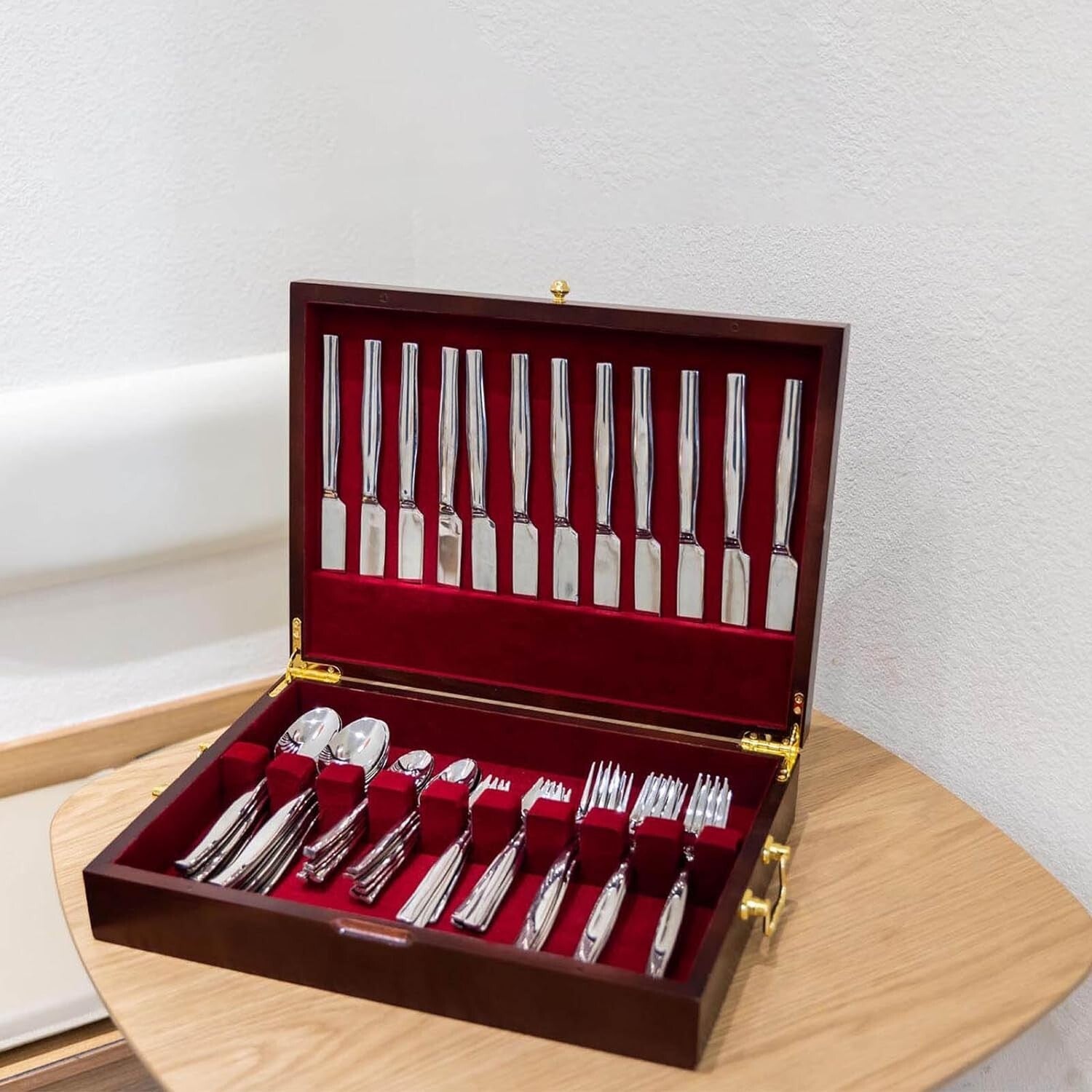 Chic Silverware Box with Carry Handle - Perfect Flatware Chest for Any Occasion