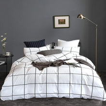 Load image into Gallery viewer, Soft Cotton White Grid Comforter Set Full with 2 Pillowcases - Winter Essential