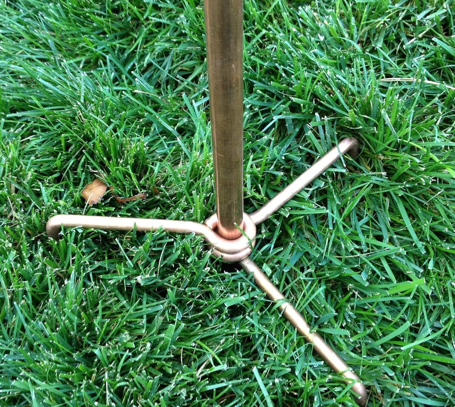 Elegant 72-Inch Kinetic Copper Wind Spinner - Dancing Willow Leaves Art