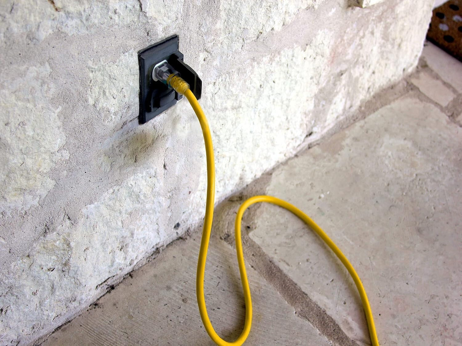 10 ft Heavy Duty Extension Cord with 3 Outlets - Yellow Waterproof Solution