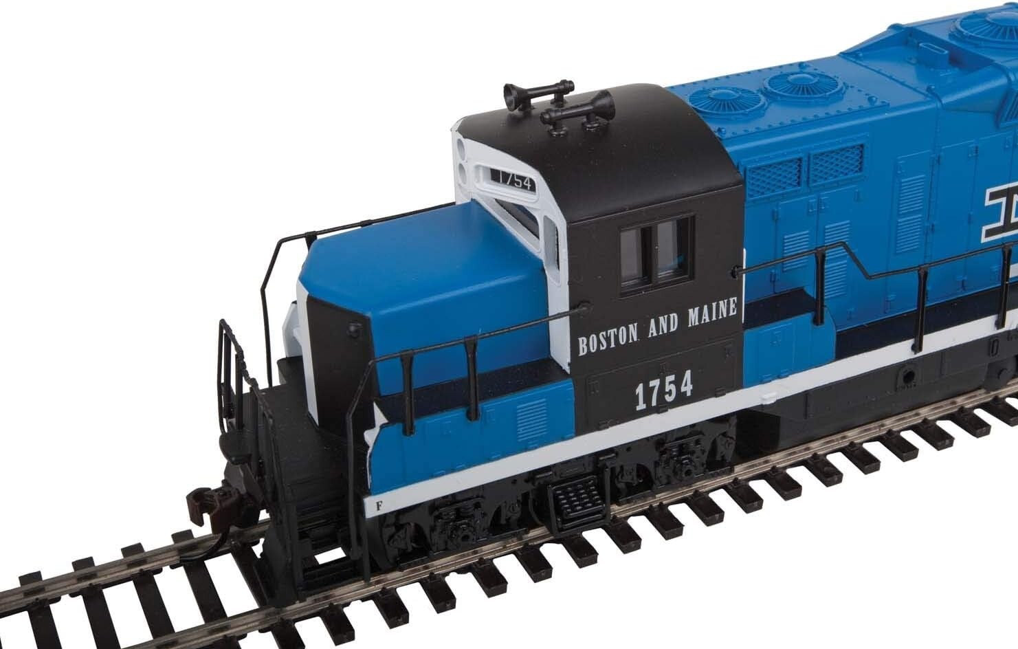 Premium HO Scale EMD GP9M Boston & Maine Train Model - Collectible Craftsmanship