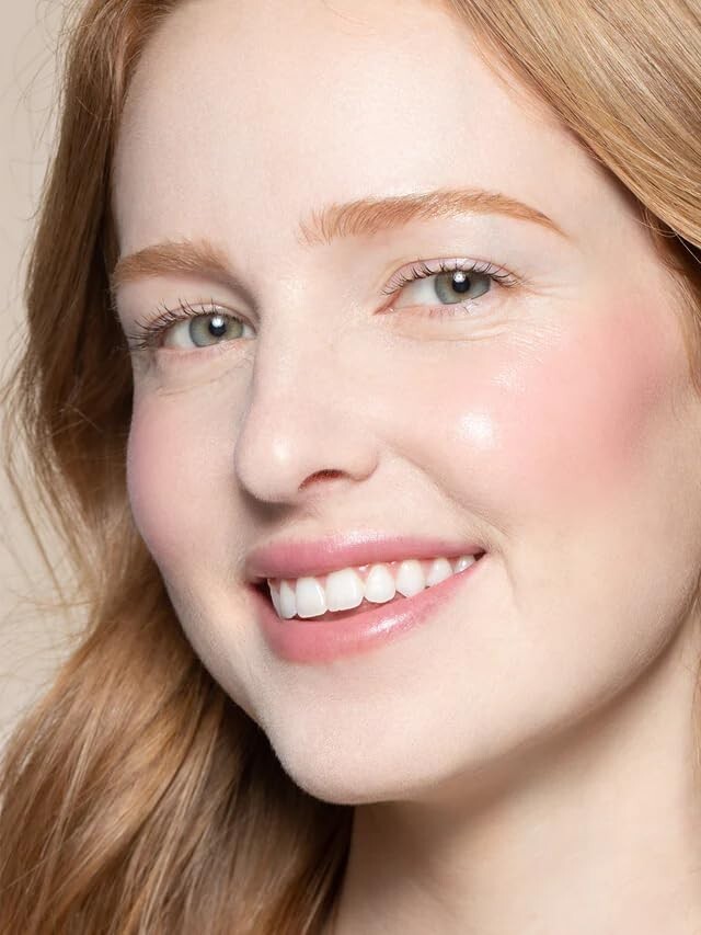 Hydrating & Nourishing Cream Stick for Lips and Cheeks - Travel-Friendly Size