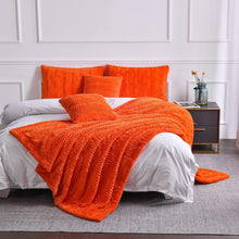 Load image into Gallery viewer, All-Season Faux Fur Blanket for Twin XL Bed - 63"x90" - Perfect for Napping