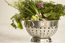 Load image into Gallery viewer, Premium 3-Quart Pasta Strainer with Durable Riveted Handles - Dishwasher Safe