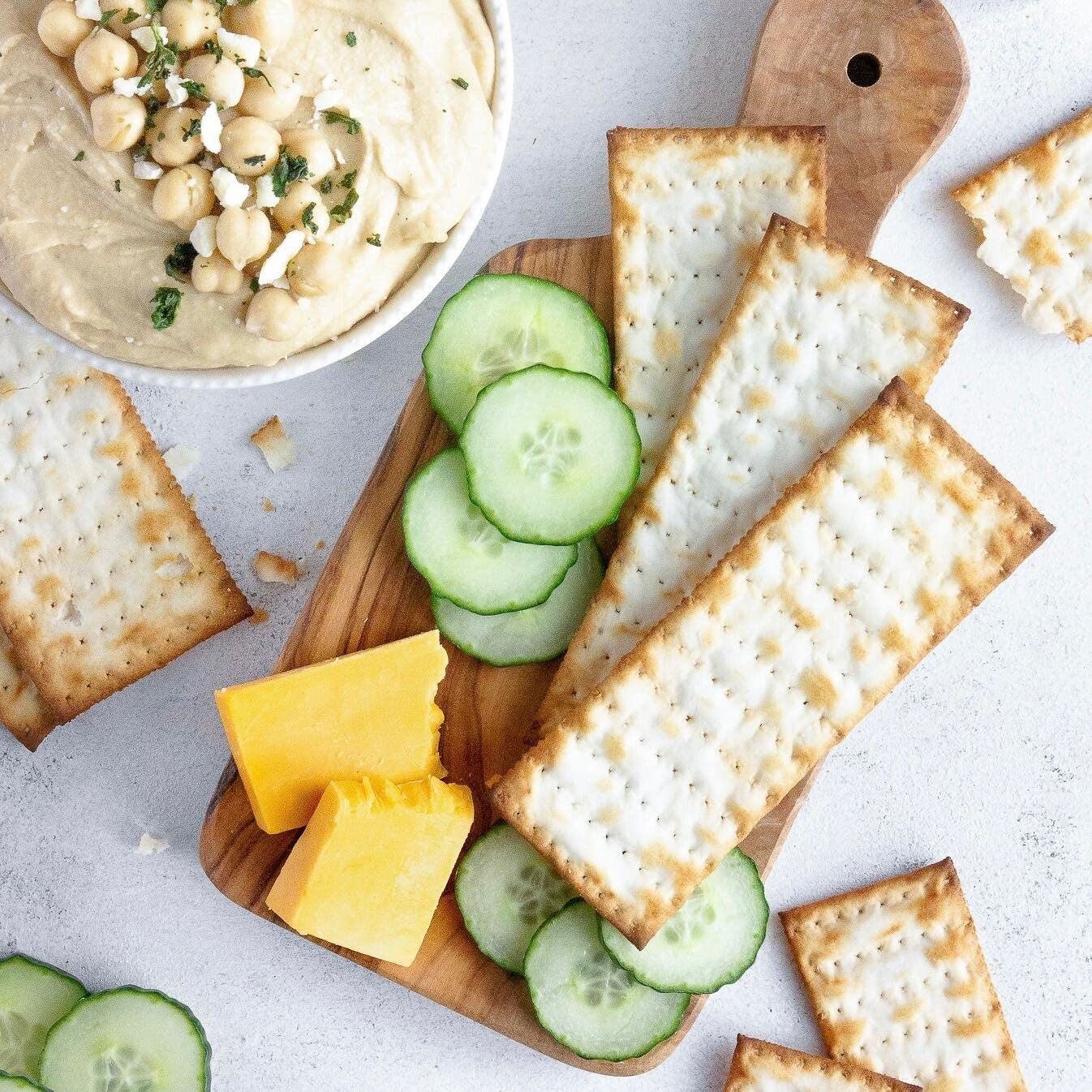 Grain-Free Crunchy Flatbreads - Convenient 12-Pack for Health-Conscious Snackers