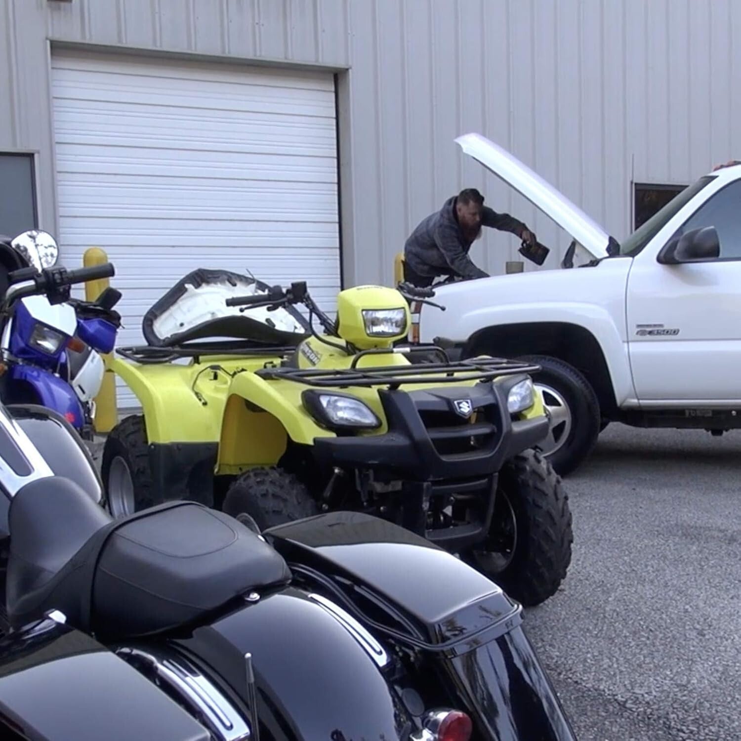 Engine Oil Additive, 32oz – Multipurpose Hyper Lubricant for Ultimate Protection