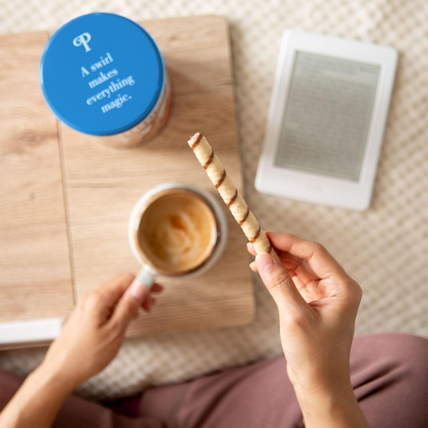 Freshly Baked Vanilla Crème Rolled Wafers - Perfect for Coffee or Gifts, 6 Pack