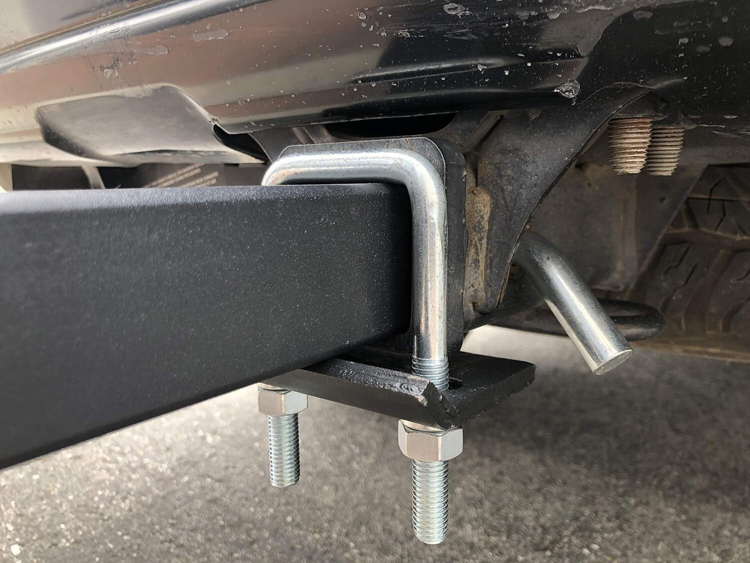 Compact 2-Bike Hitch Mount Platform with Secure Clamp for Easy Transportation