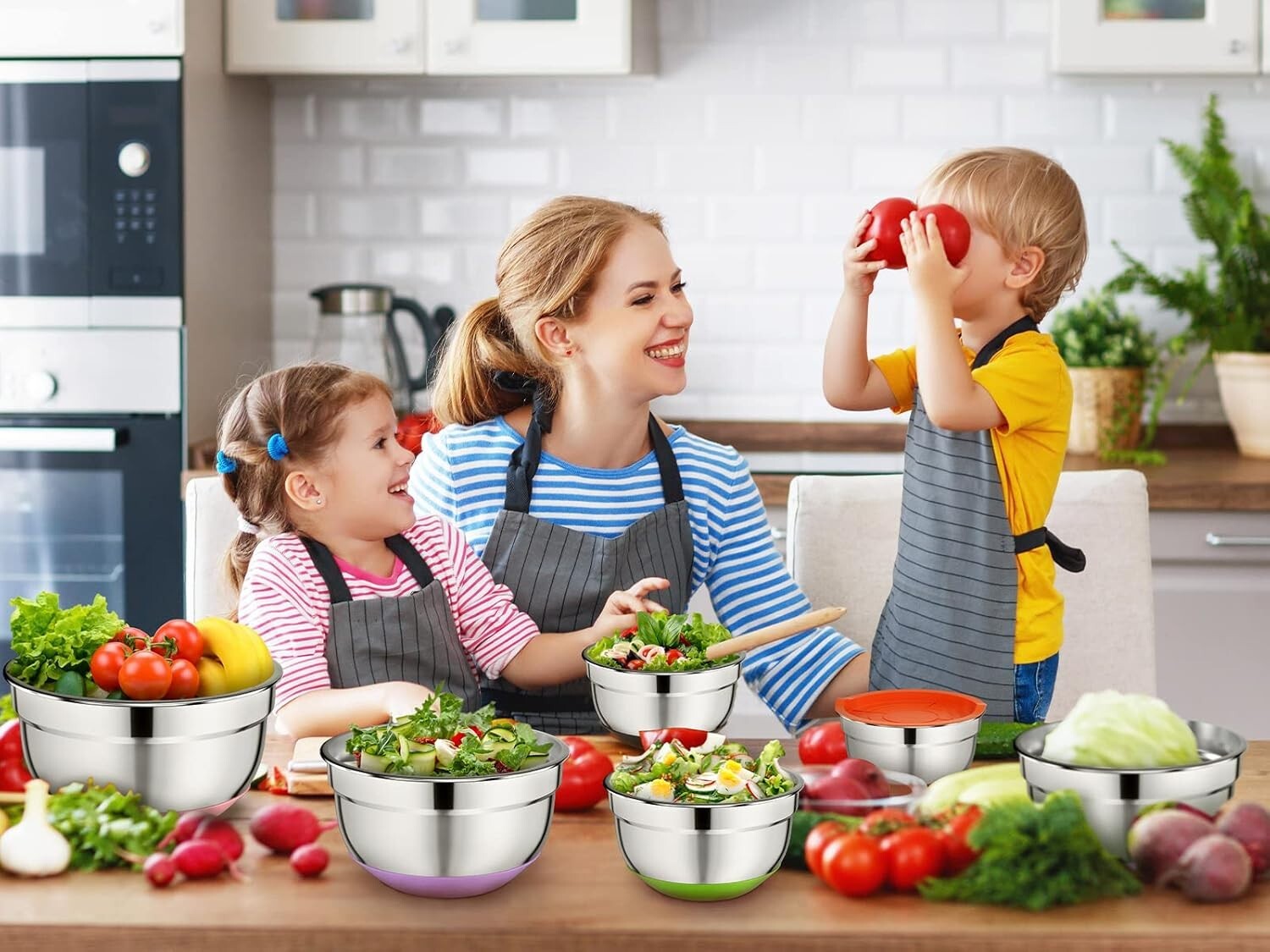 600W Electric Hand Mixer & 6 Stainless Steel Nesting Bowls with Colorful Lids