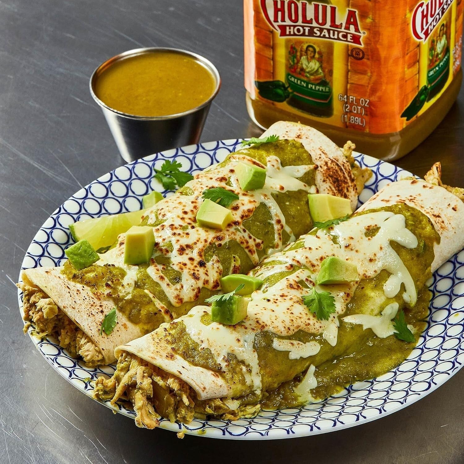 Bold 64 fl oz Green Pepper Hot Sauce - Elevate Your Dishes with Zesty Flavor