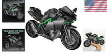 Load image into Gallery viewer, Engaging Kawasaki Motorcycle Building Kit - 888 Pieces for Family Fun &amp; Learning