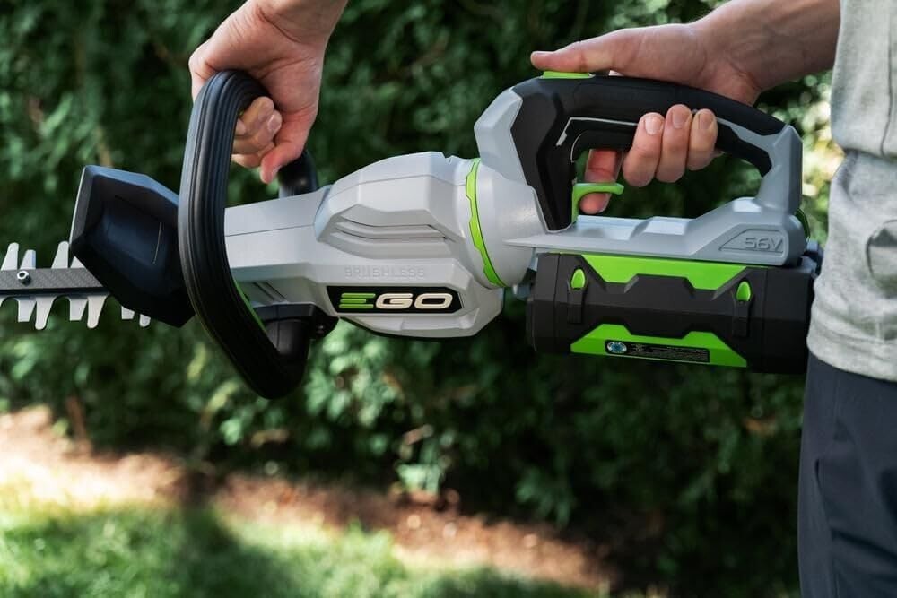 Cordless Electric Hedge Trimmer 26-inch with 56V Battery for Effortless Trimming