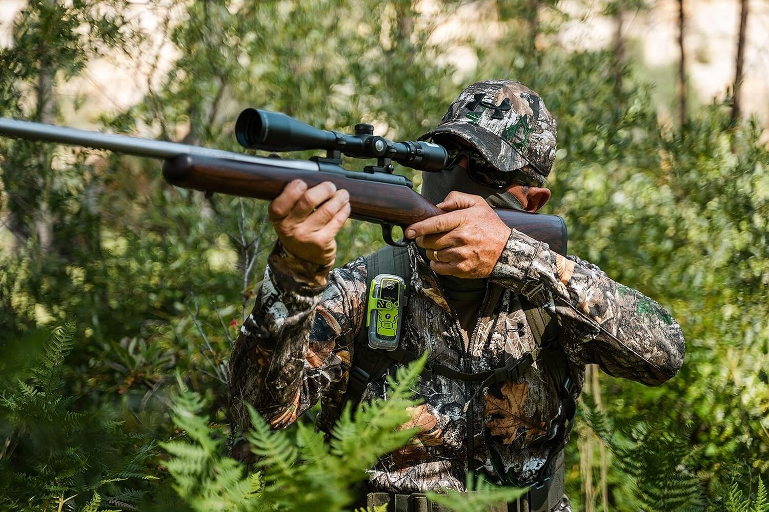 Buoyant Waterproof Personal Locator Beacon with Strobe Light - Model PLB 425