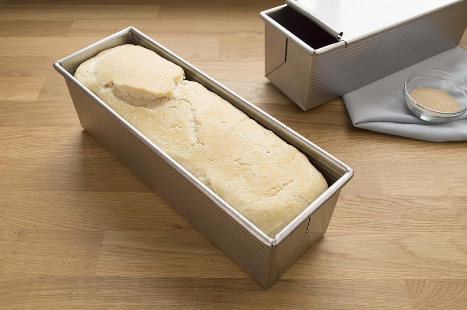 Commercial-Grade Pullman Loaf Pan Set of 2 - 9 x 4 x 4 | Non-Stick Steel