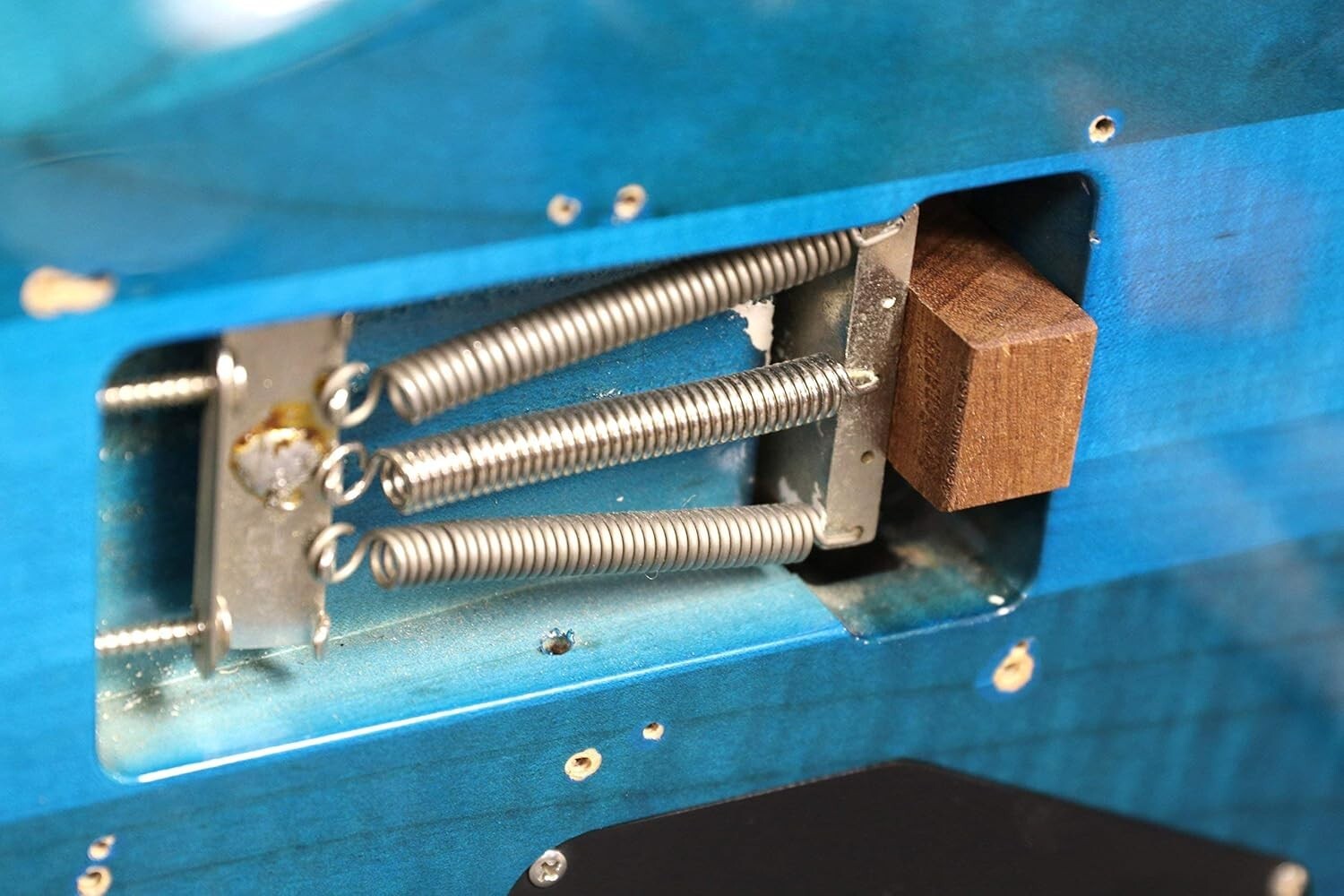 Effortless Floating Tremolo Setup Wedge Blocks - Fit Most Guitars 1/4"-3/4"