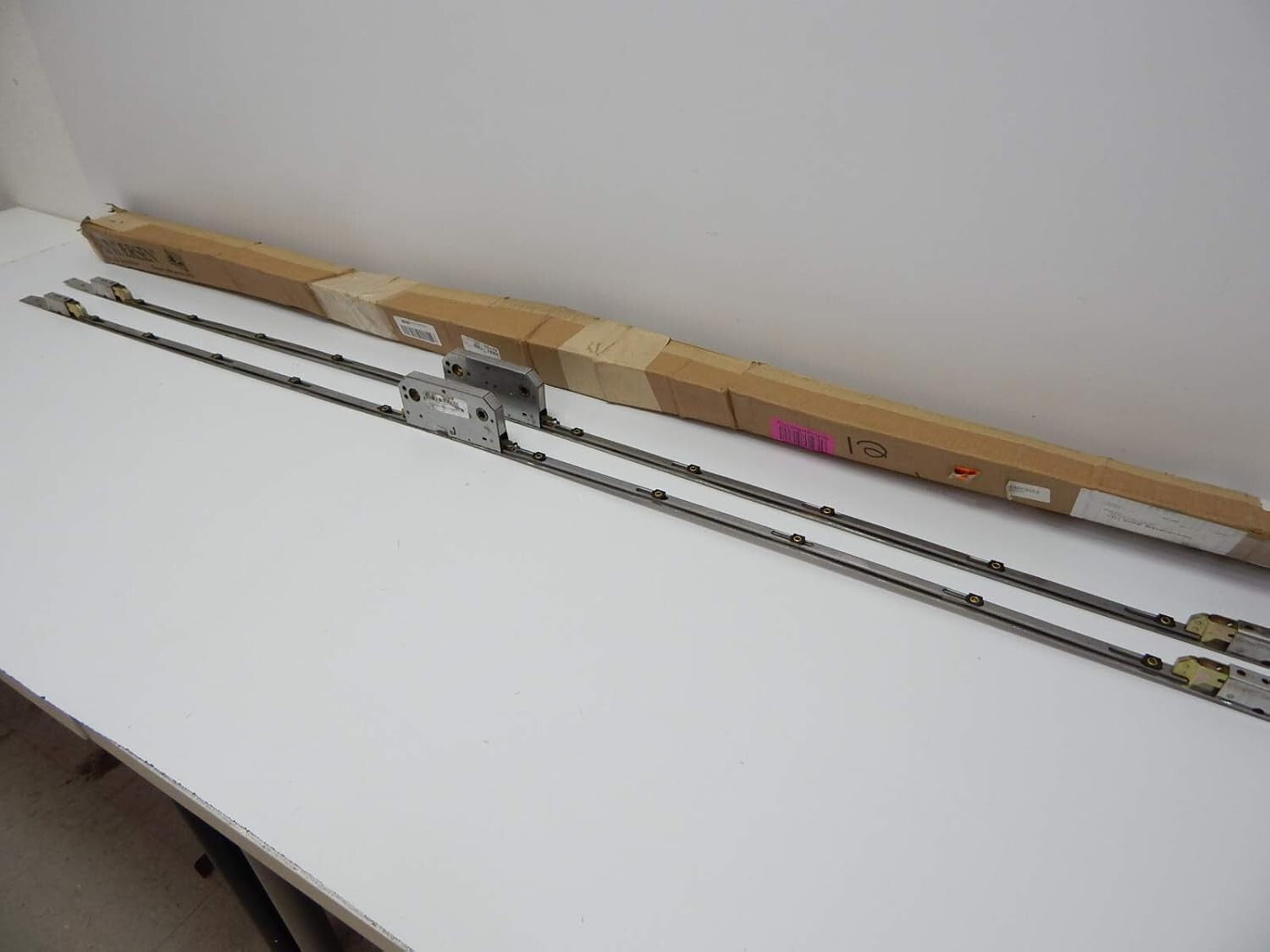 Universal Hinged Door 3-Point Lock System - Fits Left & Right Patio Doors