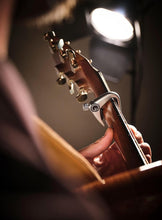 Load image into Gallery viewer, Newport Series Silver Guitar Capo - Lightweight, 6 String Acoustic Essential
