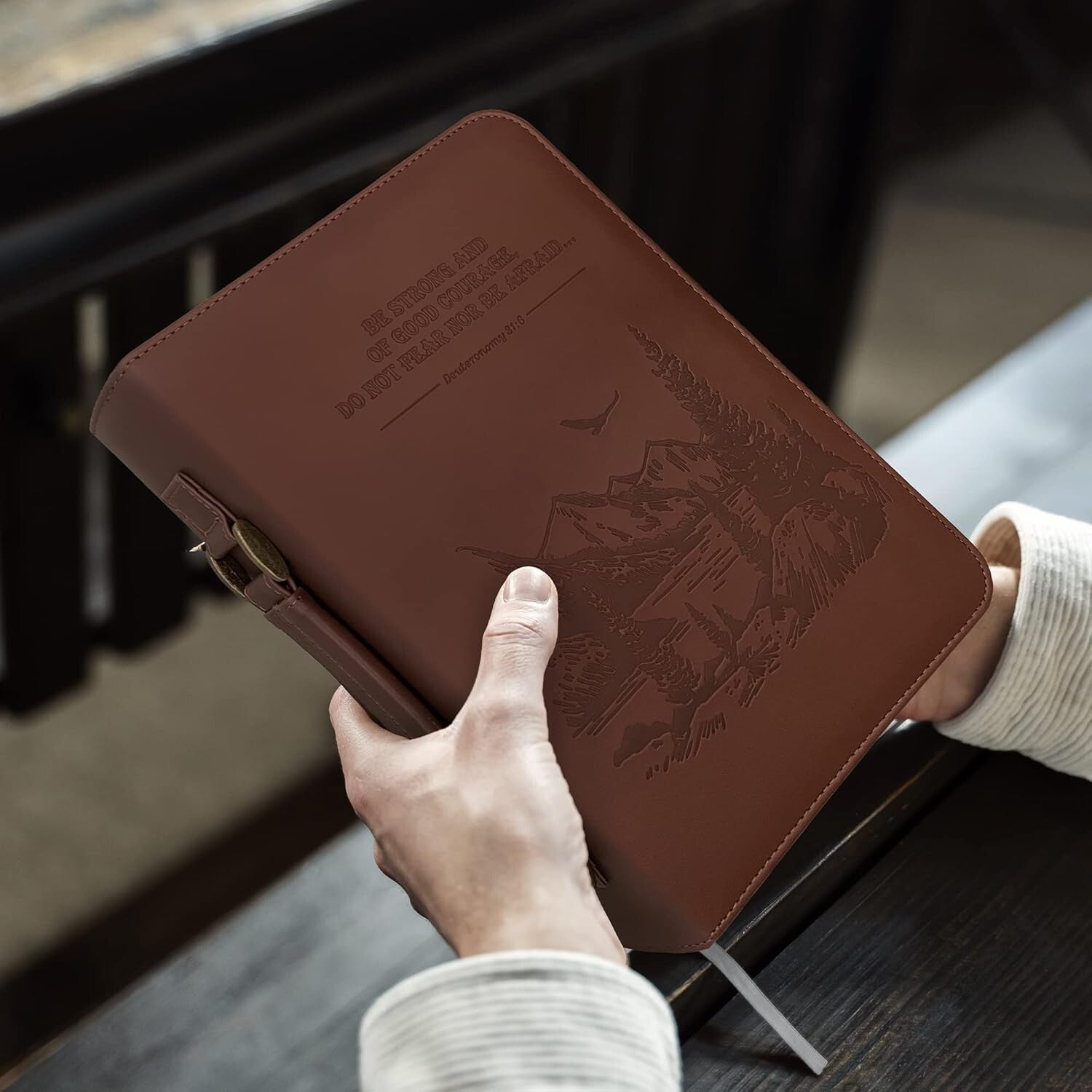 Extra Large Faux Leather Bible Carrying Case for Men & Women – Elegant & Durable