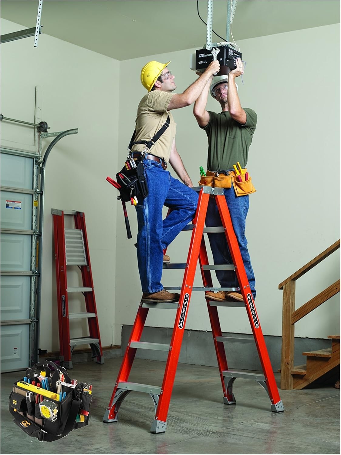 CLC 16 In. Tool Bag with Padded Handles & Compartment Tray for Tool Organization