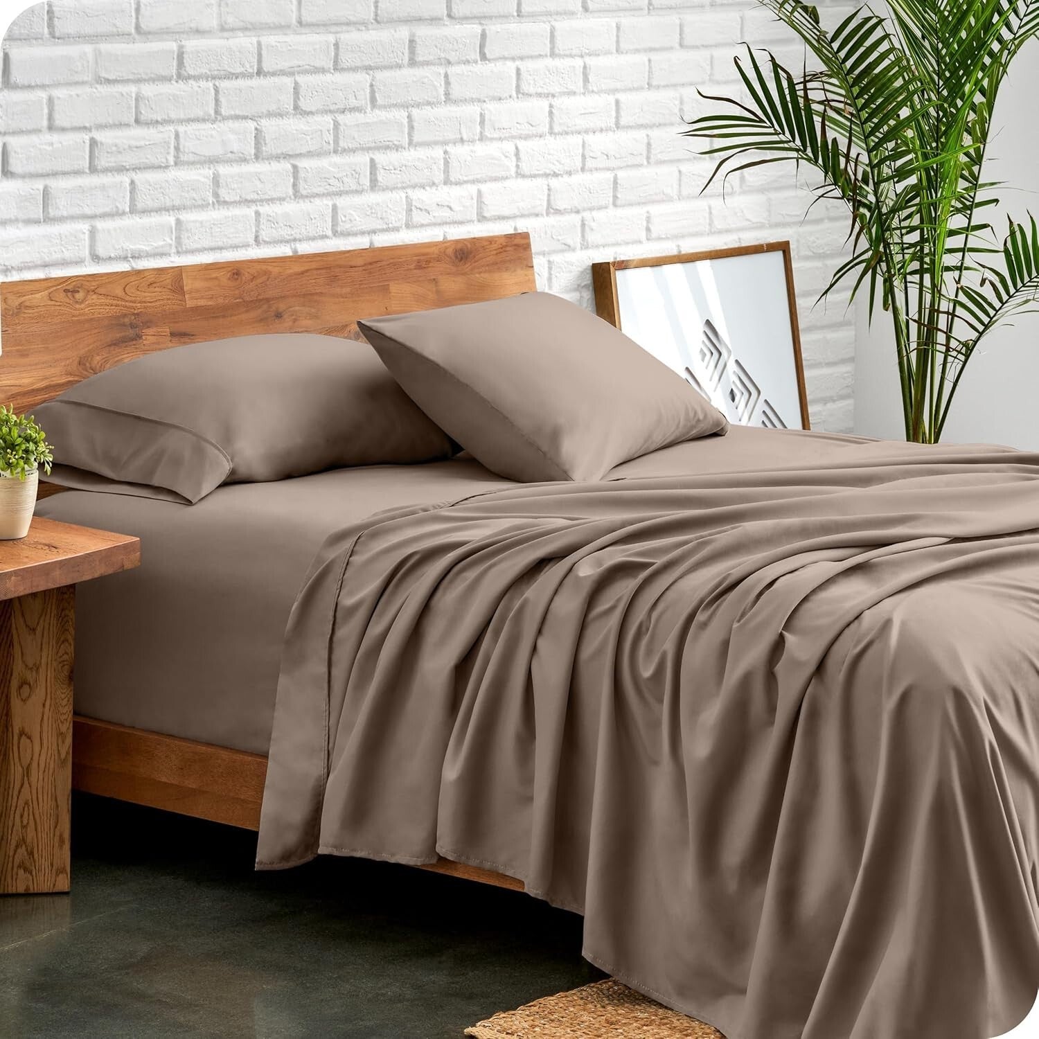 California King Sheet Set - Ultra-Soft 1800 Thread Count - Taupe Luxury Bedding