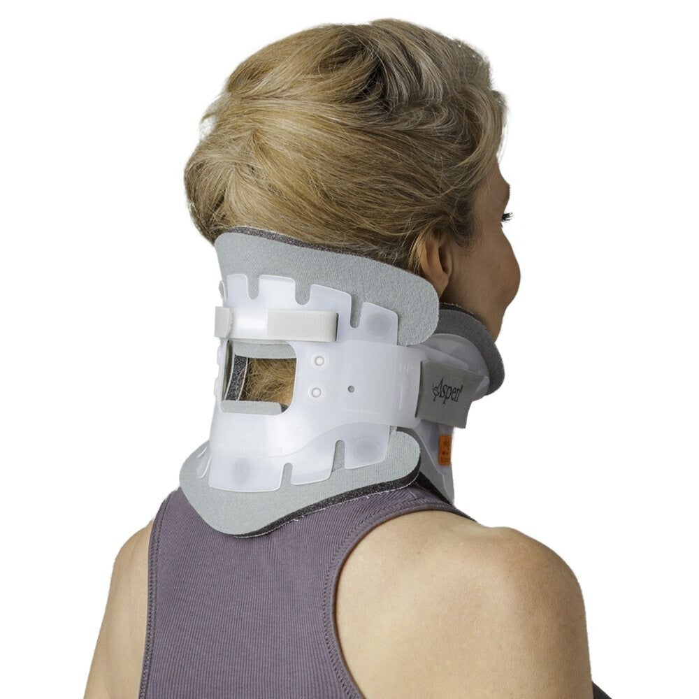 Breathable, Comfortable Cervical Collar for Optimal Neck Support - Regular Size