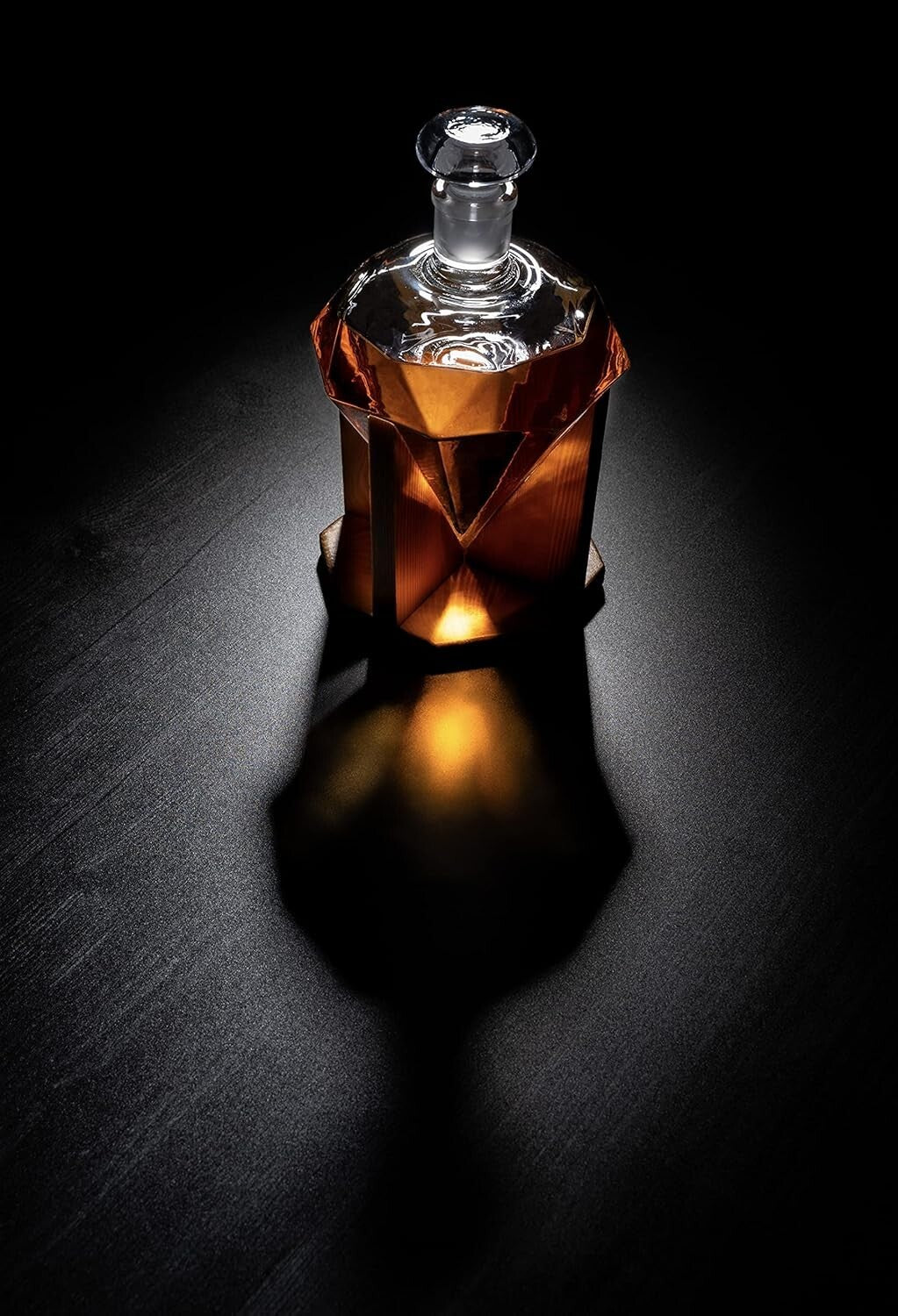Luxury 750ml Clear Glass Decanter for Whiskey, Scotch, and Vodka – Ideal Gift