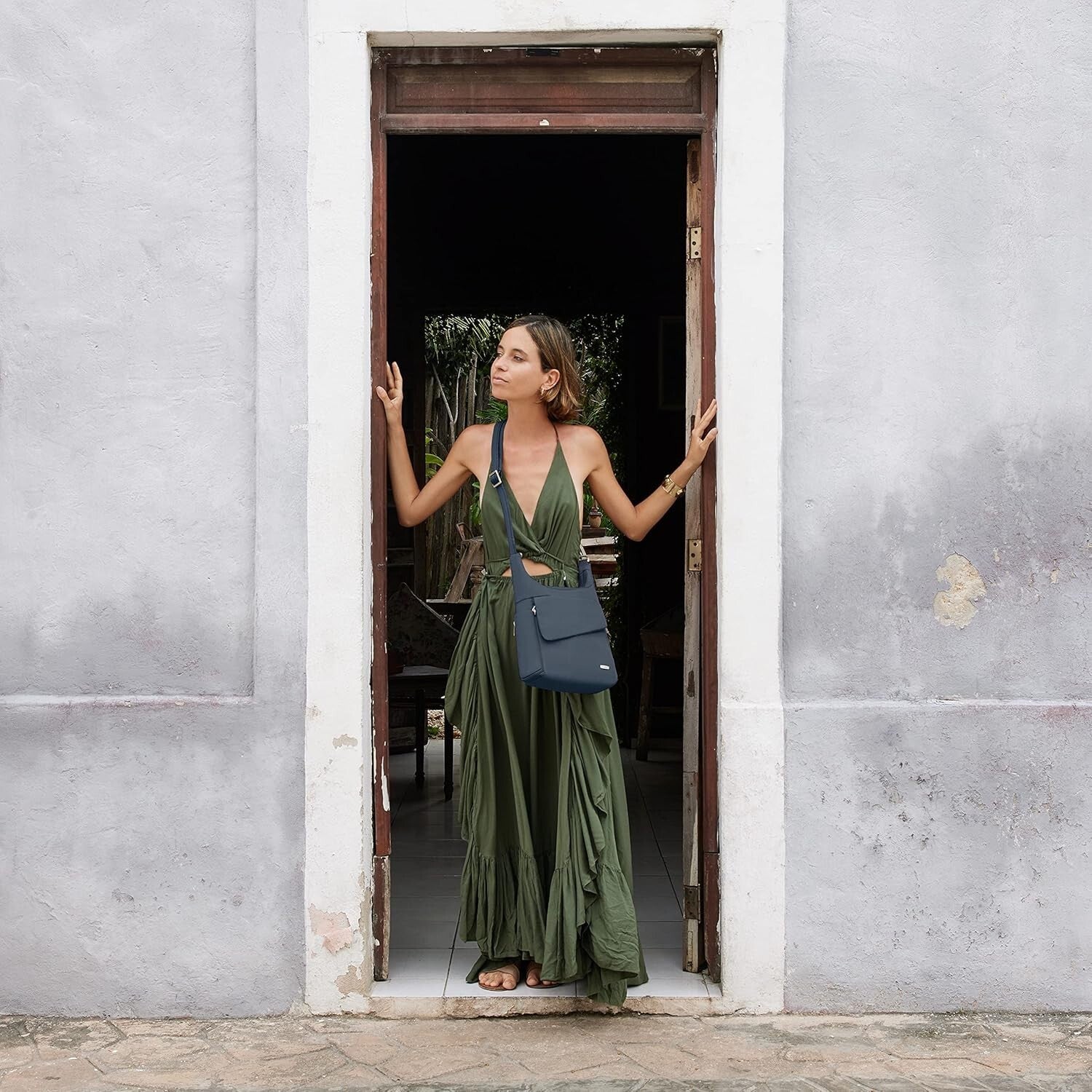 Stylish Anti-Theft Classic Messenger Bag - Secure & Organized Travel Companions