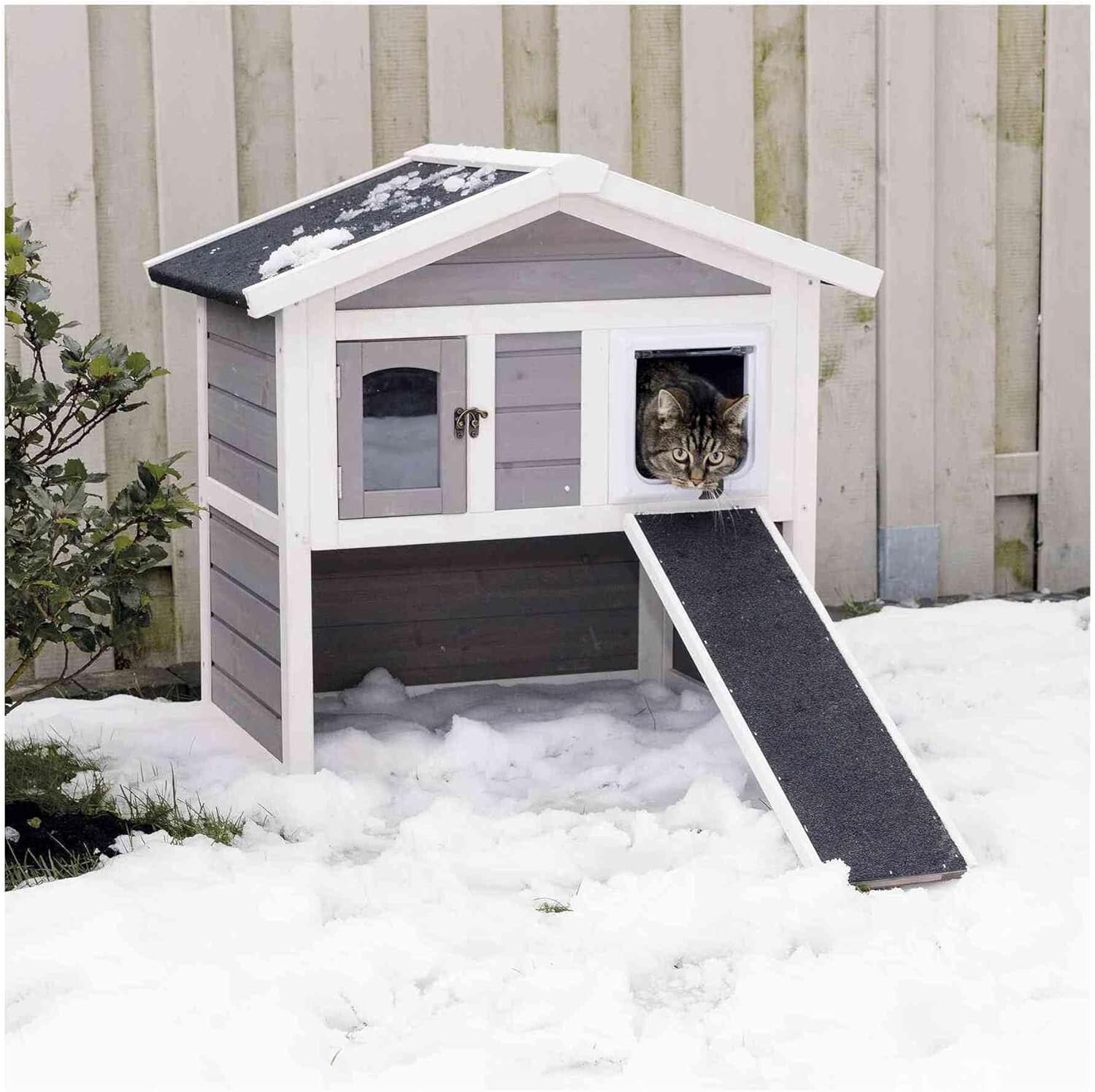 Durable Outdoor Cat House with Escape Door - Insulated, Easy Assembly, and Safe