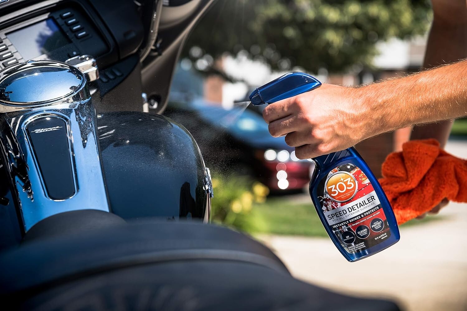 Premium Automotive Detailer - Cleans & Protects Surfaces - 1 Gallon Spray
