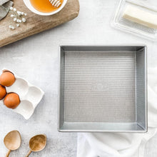 Load image into Gallery viewer, Essential Nonstick 6-Piece Bakeware Set – Perfect for Home and Commercial Use
