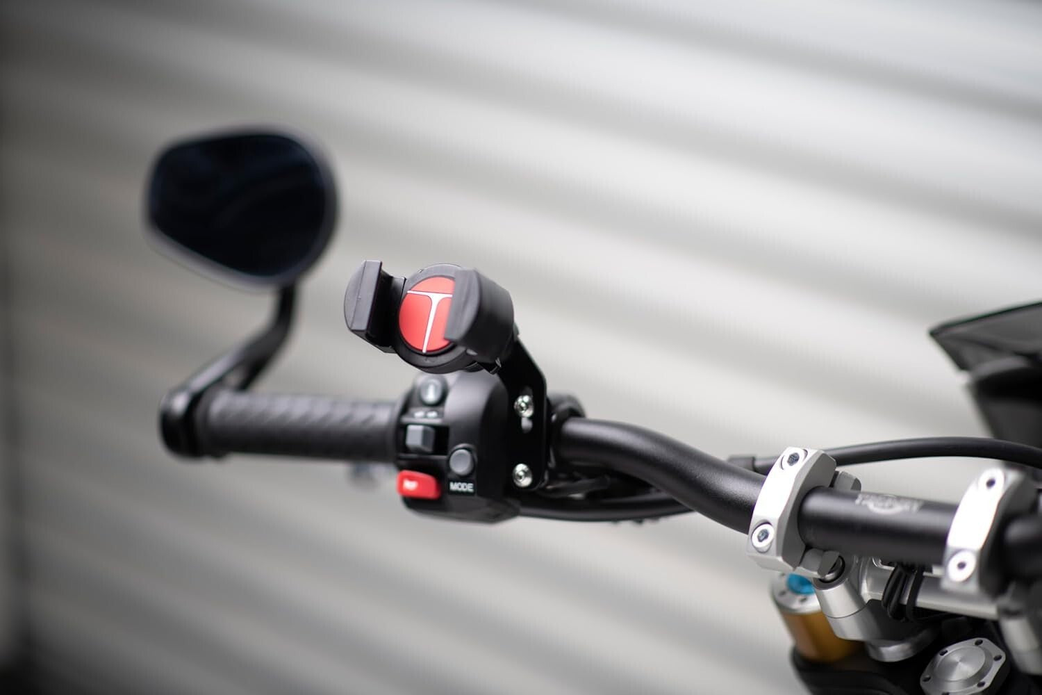 Durable Non-Slip Motorcycle Phone Holder - Compatible with All Smartphones