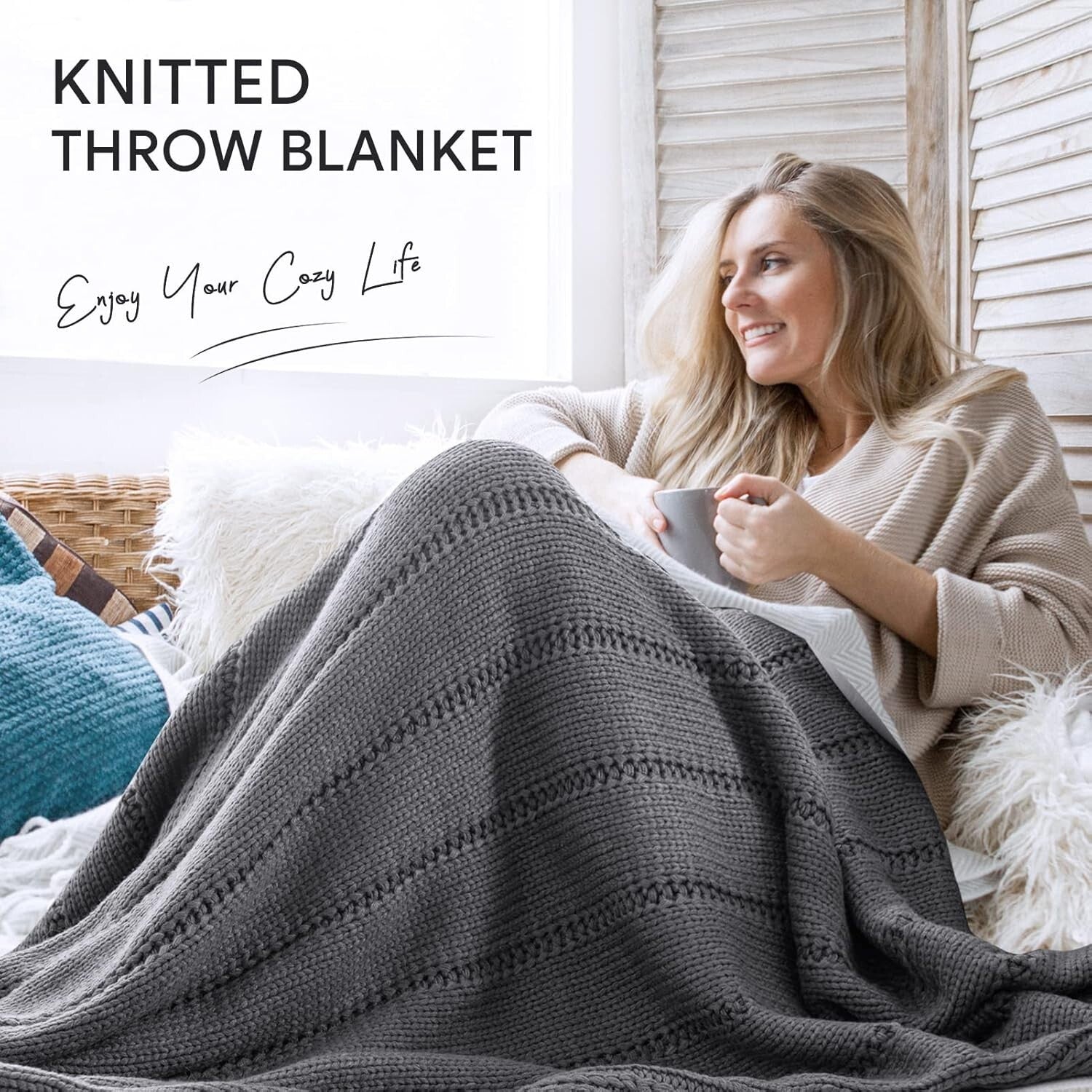 Luxurious Soft Chunky Knit Blanket in Dark Grey - Perfect for Relaxing Moments