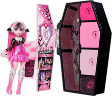 Load image into Gallery viewer, Articulated Fearidescent Draculaura Doll with Mix-and-Match Fashion Accessories