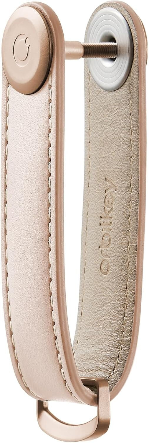 Luxury Leather Key Organizer for 7 Keys - Chic, Secure & Travel-Friendly