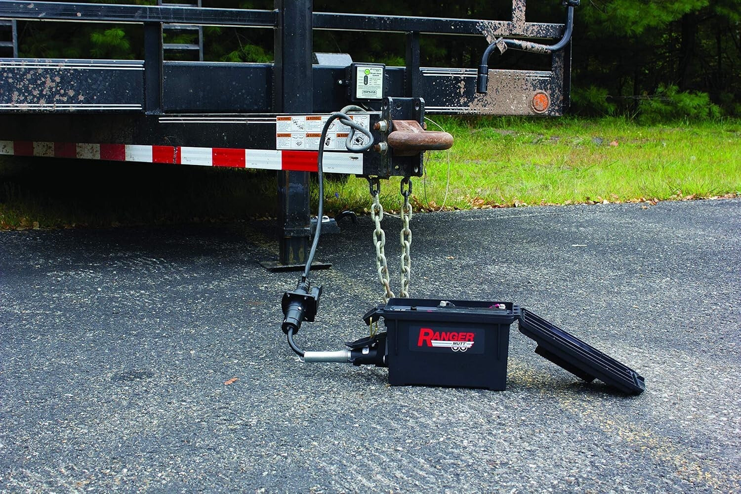 Multi-Functional Battery Powered 7-Way Round Pin Tester with Trickle Charger