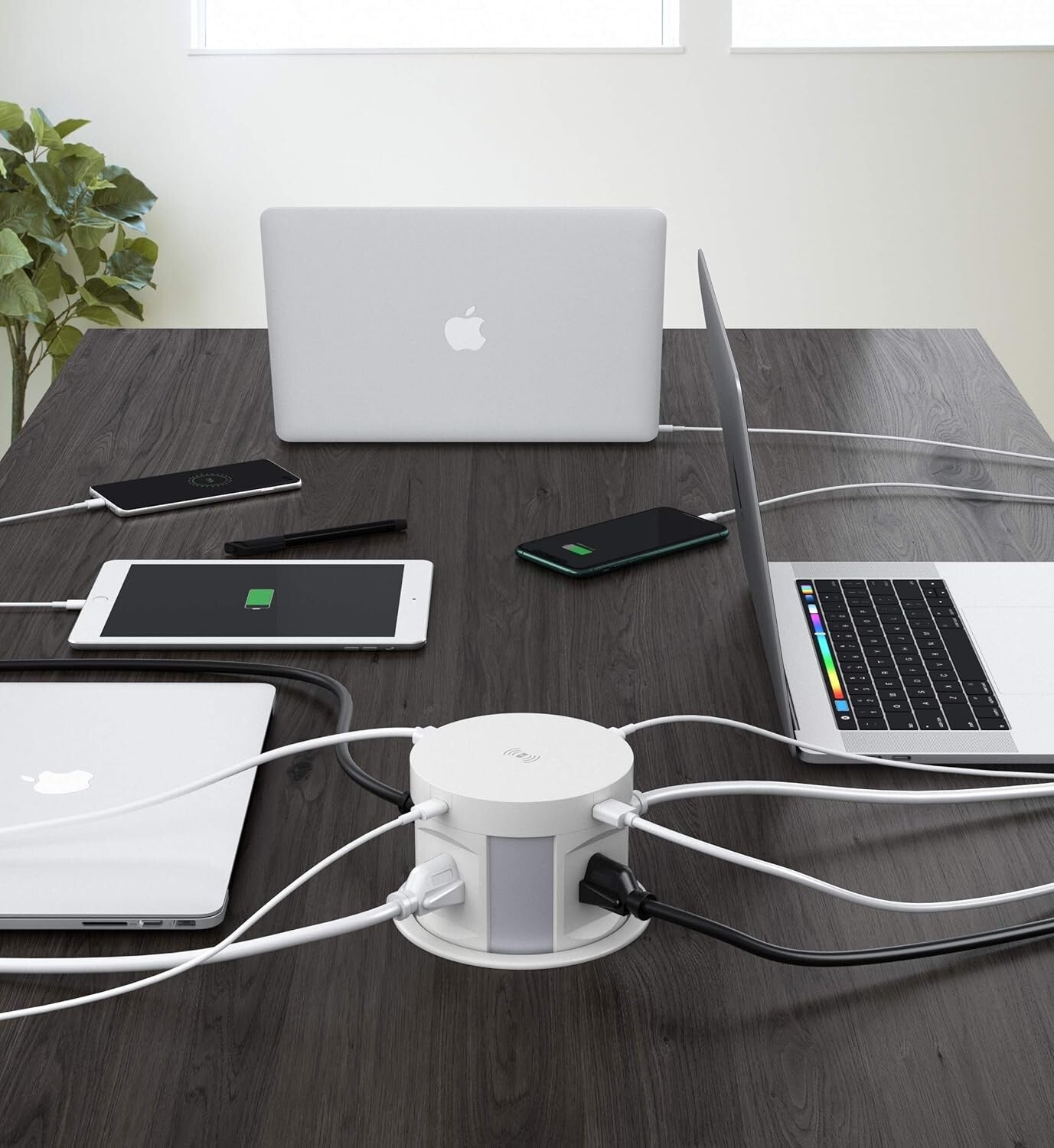 Automatic Pop-Up Outlet with 4 AC & USB Ports - Wireless Charging Convenience